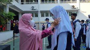 pembinaan akhlak di at-taqwa surabaya